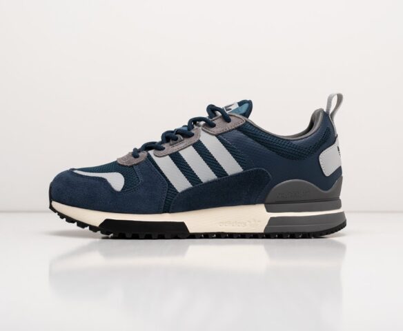 Adidas zx 700 core black hotsell